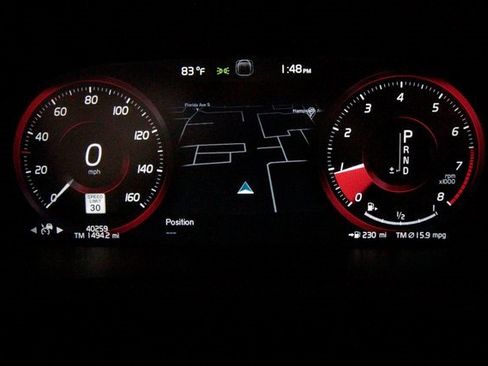 Certified 2022 Volvo XC90 T6 Momentum w/ Protection Package image 56