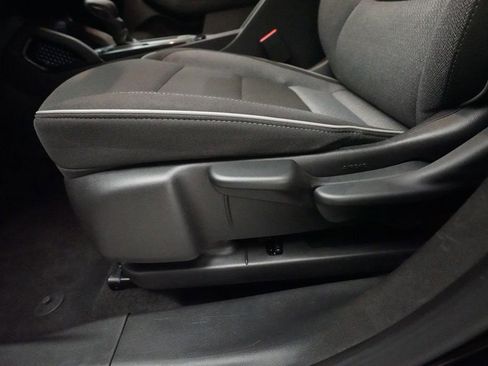 Used 2025 Chevrolet TrailBlazer LT image 28