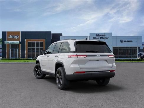 New 2026 Jeep Grand Cherokee Limited w/ Limited Altitude Package image 3