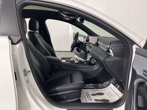 Used 2025 Mercedes-Benz CLA 250 image 38