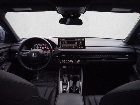Used 2023 Honda Accord Sport image 17
