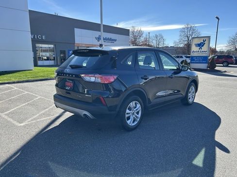 Used 2022 Ford Escape S image 7