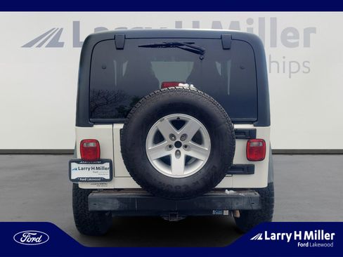 Used 2006 Jeep Wrangler X AWD/4WD image 4