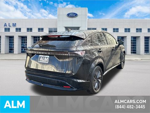 Used 2023 Nissan Ariya AWD image 5