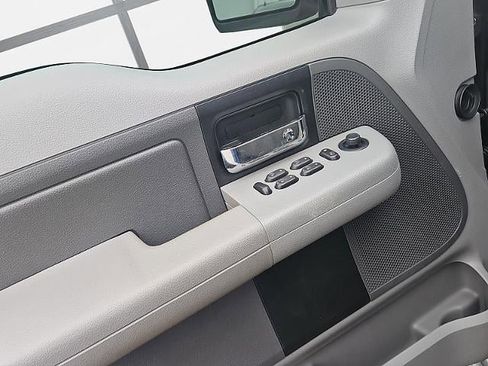 Used 2006 Ford F150 XLT image 21