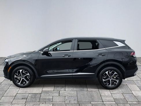 Used 2025 Kia Sportage EX AWD/4WD image 4