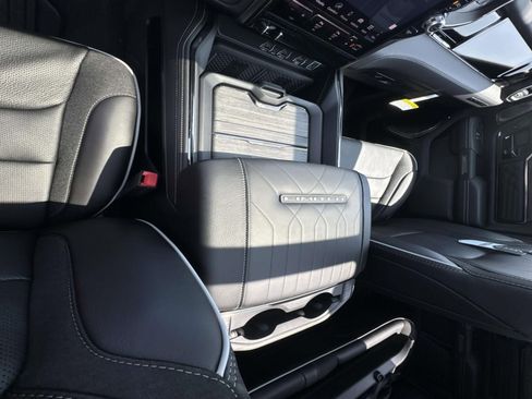 New 2026 RAM 1500 Limited AWD/4WD image 25