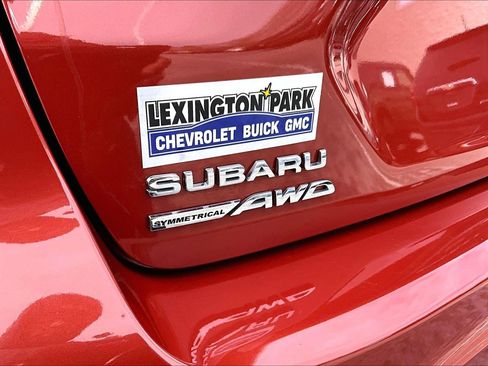 Used 2024 Subaru Crosstrek 2.0i Premium w/ Crosstrek Mirror Package image 8