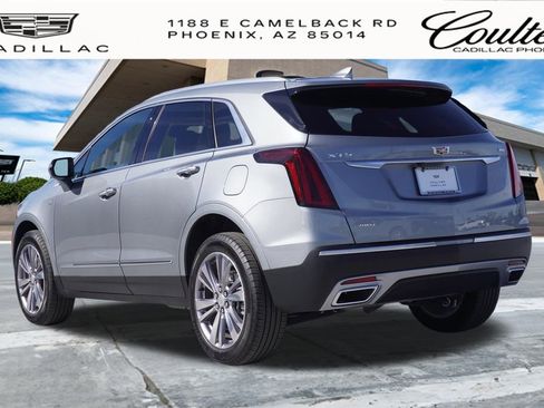 Certified 2025 Cadillac XT5 Premium Luxury image 3
