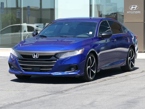 Used 2022 Honda Accord Sport image 6