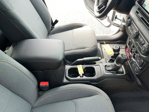 New 2026 Jeep Gladiator Sport image 35