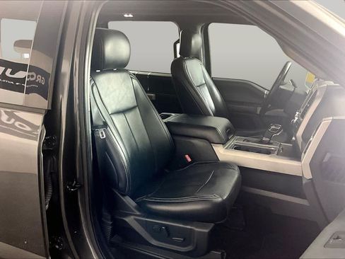 Used 2019 Ford F150 Lariat w/ Equipment Group 501A Mid RWD image 9