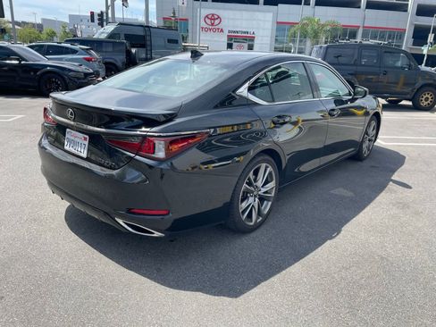 Used 2019 Lexus ES 350 F Sport w/ Accessory Package image 4