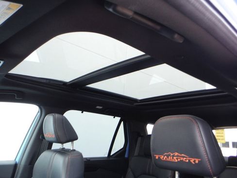 Used 2023 Honda Pilot TrailSport image 14