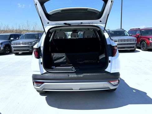 New 2026 Hyundai Tucson Blue SE AWD/4WD image 9