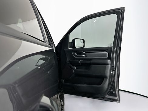 Used 2022 RAM 1500 Big Horn AWD/4WD image 33