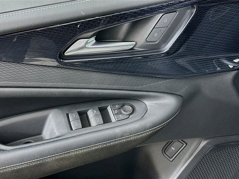 Used 2024 Chevrolet Blazer EV LT image 13