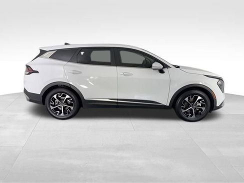 Certified 2023 Kia Sportage EX image 6