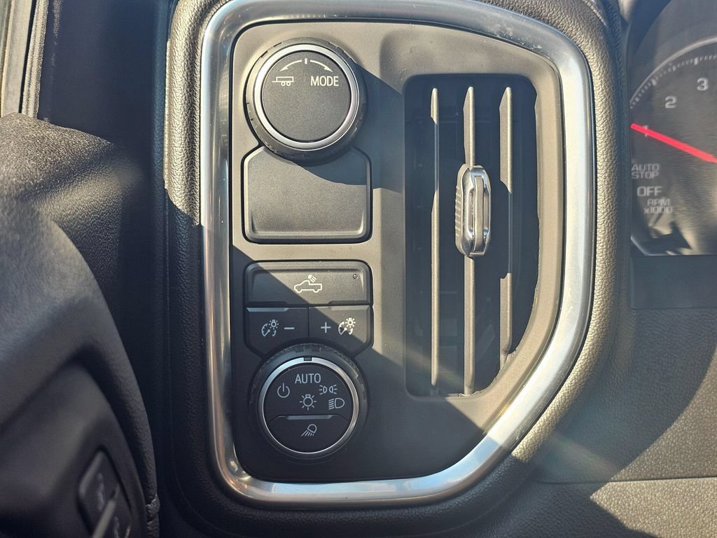 Used 2020 Chevrolet Silverado 1500 LT w/ Texas Edition RWD image 33
