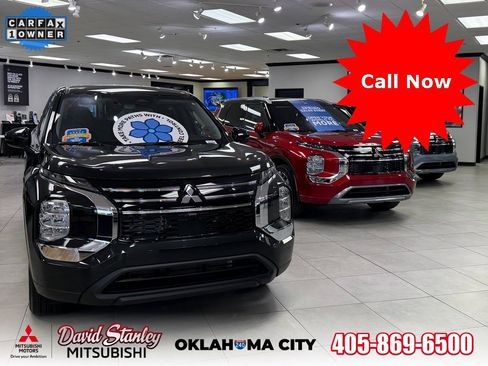 Used 2024 Chevrolet Silverado 2500 LT w/ Convenience Package image 25