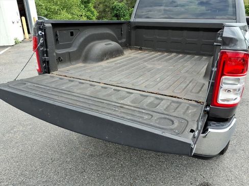 Used 2023 RAM 2500 Big Horn w/ Level 1 Equipment Group AWD/4WD image 4
