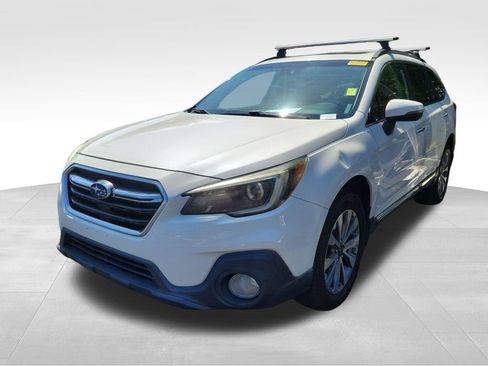 Used 2018 Subaru Outback 2.5i Touring w/ Popular Package #3 AWD/4WD image 7