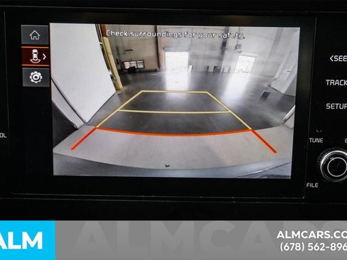 Used 2025 Kia Sportage LX FWD image 32