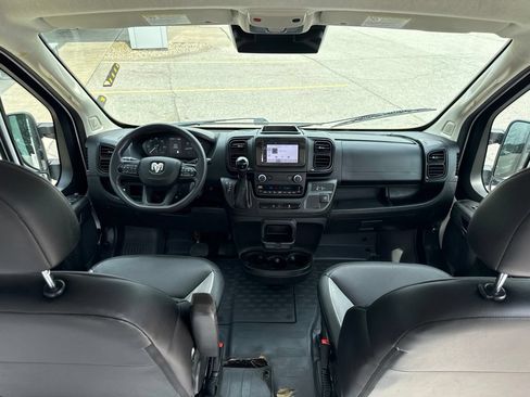 Used 2025 RAM ProMaster 2500 w/ Convenience Group FWD image 23