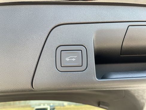 New 2026 Buick Envision Avenir image 8