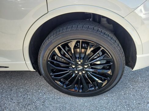 Certified 2023 Lincoln Corsair Reserve w/ Jet Appearance Package image 10