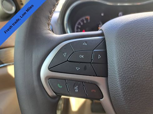 Used 2020 Jeep Grand Cherokee Overland image 15