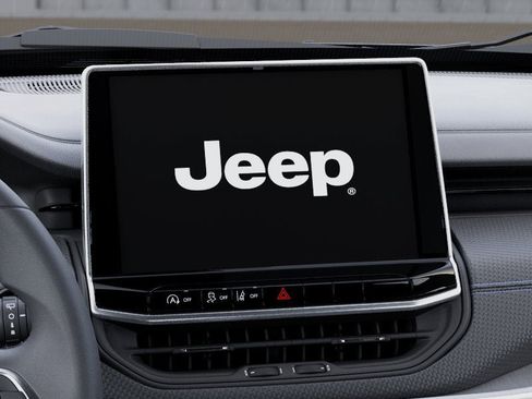 New 2026 Jeep Compass Latitude AWD/4WD image 19