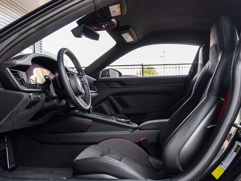 Certified 2026 Porsche 911 Carrera GTS RWD image 26