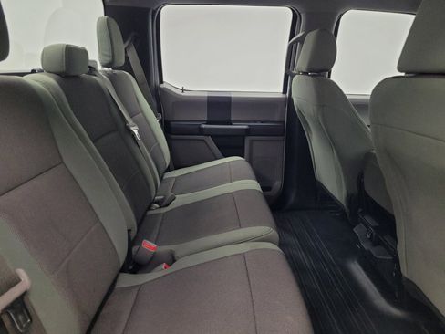 Used 2015 Ford F150 XL w/ Equipment Group 101A Mid AWD/4WD image 19