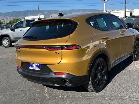 Used 2024 Dodge Hornet R/T Plus w/ Tech Pack Plus w/o Parking image 5