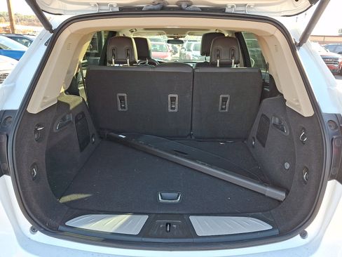 Used 2017 Buick Envision Essence w/ LPO, Cargo Package image 31