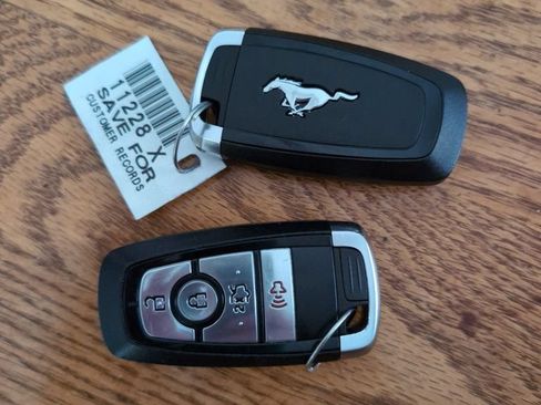 Used 2023 Ford Mustang Coupe w/ Equipment Group 101A RWD image 5
