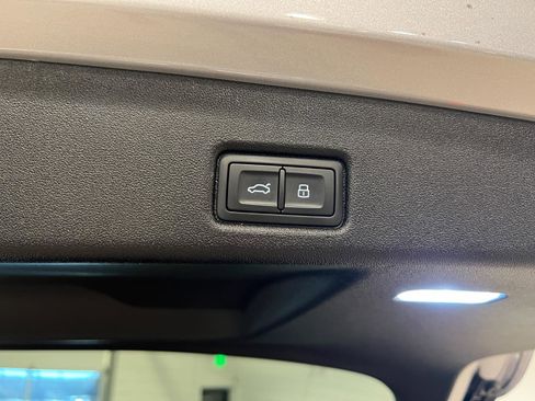Used 2025 Audi Q5 Premium Plus AWD/4WD image 33