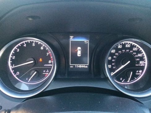 Used 2019 Toyota Camry L image 20