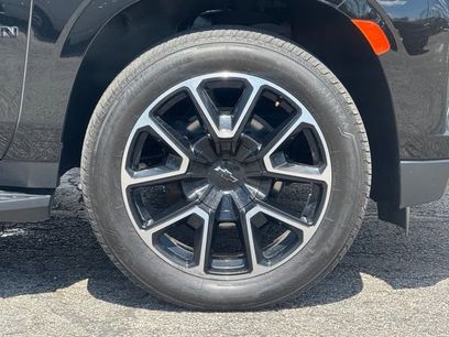 Used 2022 Chevrolet Suburban RST w/ Luxury Package