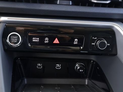 New 2025 Audi Q5 Premium Plus image 25