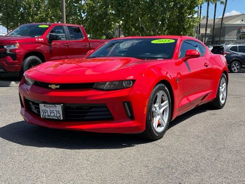 Used 2018 Chevrolet Camaro LS RWD image 8