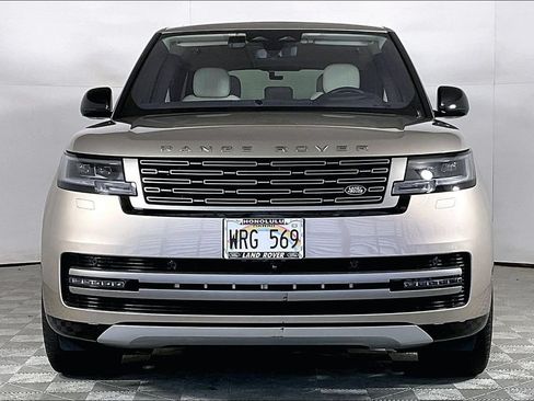 Used 2023 Land Rover Range Rover SE AWD/4WD image 2