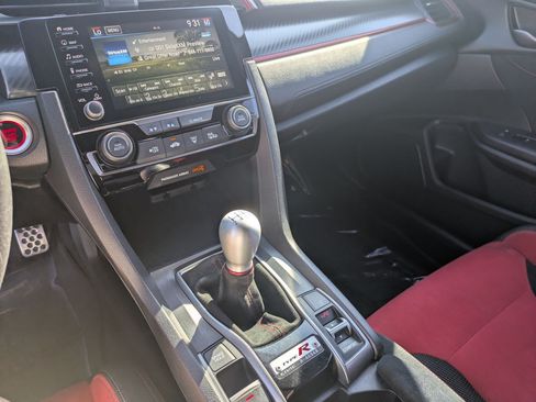 Used 2021 Honda Civic Type R image 22