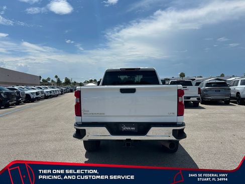 Used 2023 Chevrolet Silverado 2500 LTZ AWD/4WD image 6