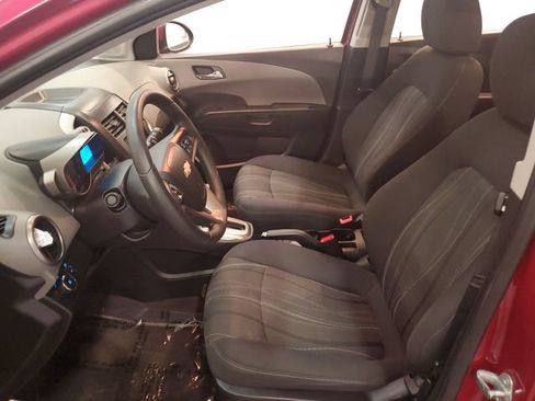 Used 2014 Chevrolet Sonic LT w/ LT Promotional Package FWD image 11