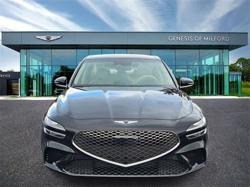 Used 2026 Genesis G70 2.5T Prestige image 2