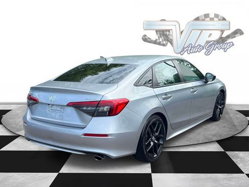 Used 2023 Honda Civic Sport image 6