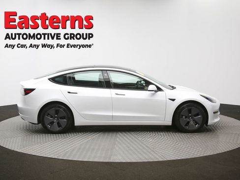 Used 2023 Tesla Model 3 Standard Range image 43