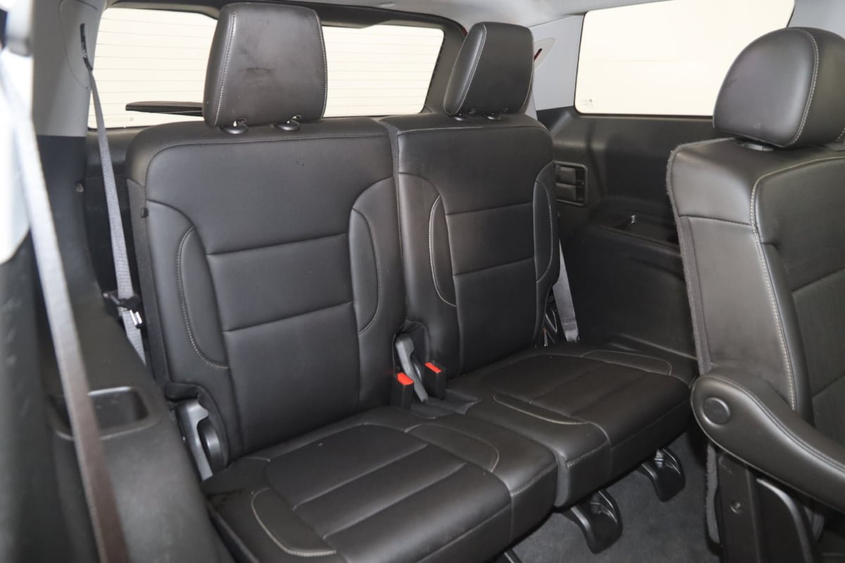 Used 2023 GMC Acadia SLT w/ Elevation Edition AWD/4WD image 17